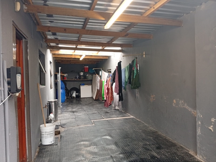 3 Bedroom Property for Sale in Ilitha Park Western Cape